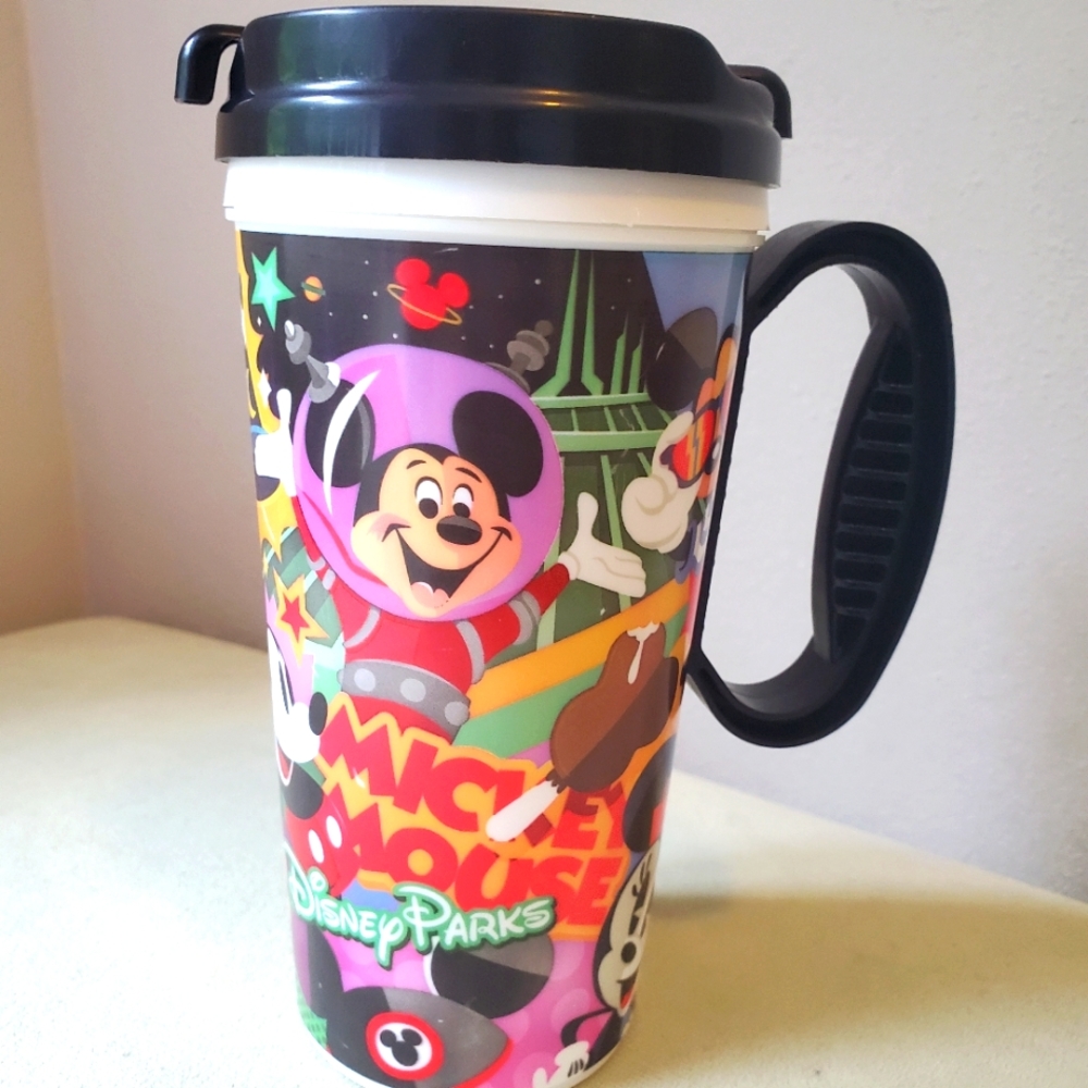 Disney Parks 2019 Mickey Mouse Club 16 oz Travel Cup